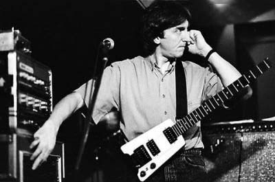 Allan Holdsworth and his Steinberger guitar