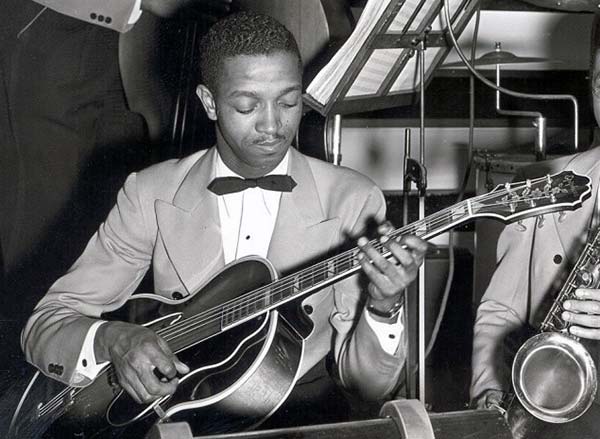 Freddie Green playing his Epiphone Emperor in the Count Basie Orchestra