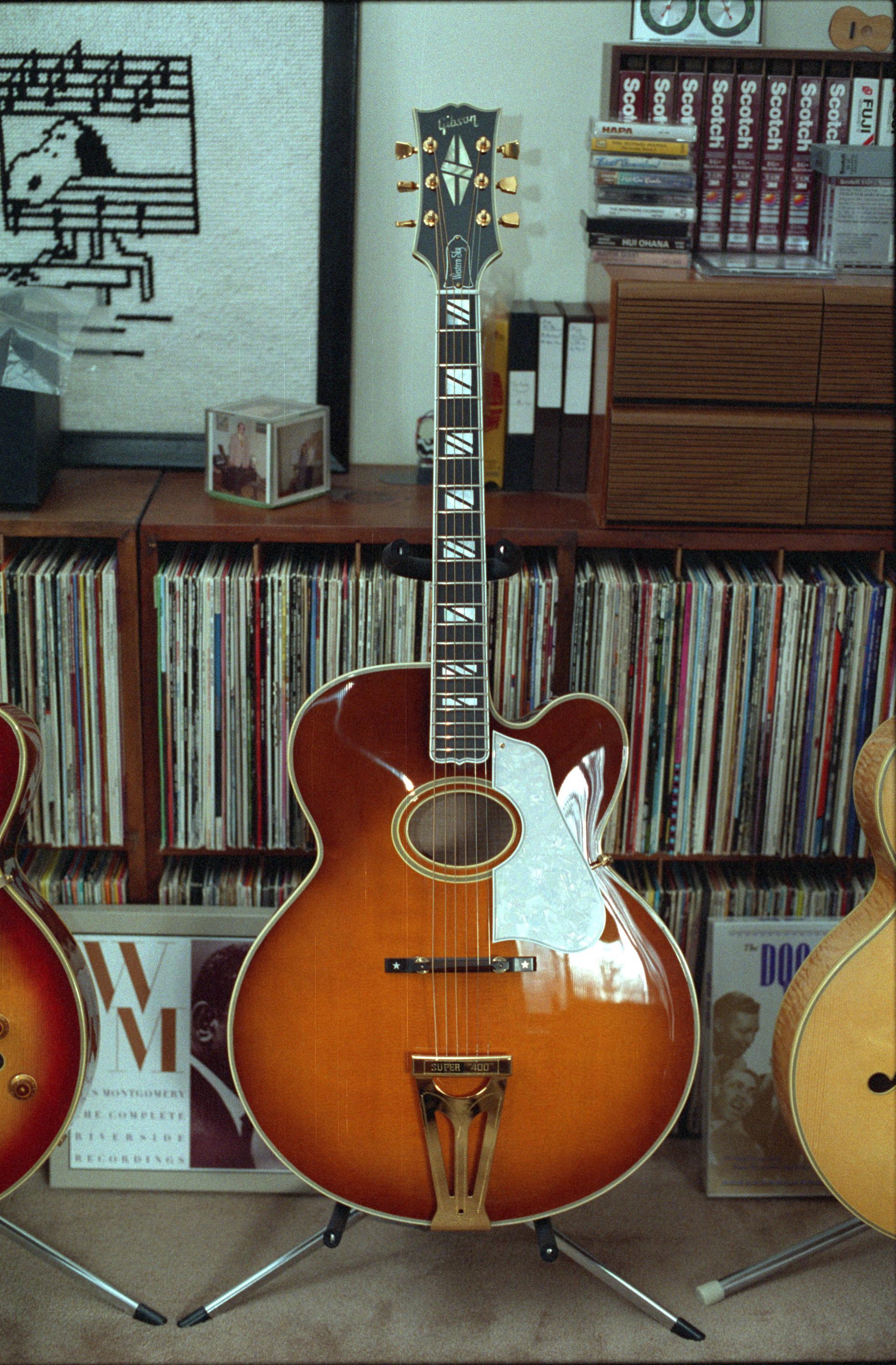 Oval Hole Archtops-western-sky_43-jpg