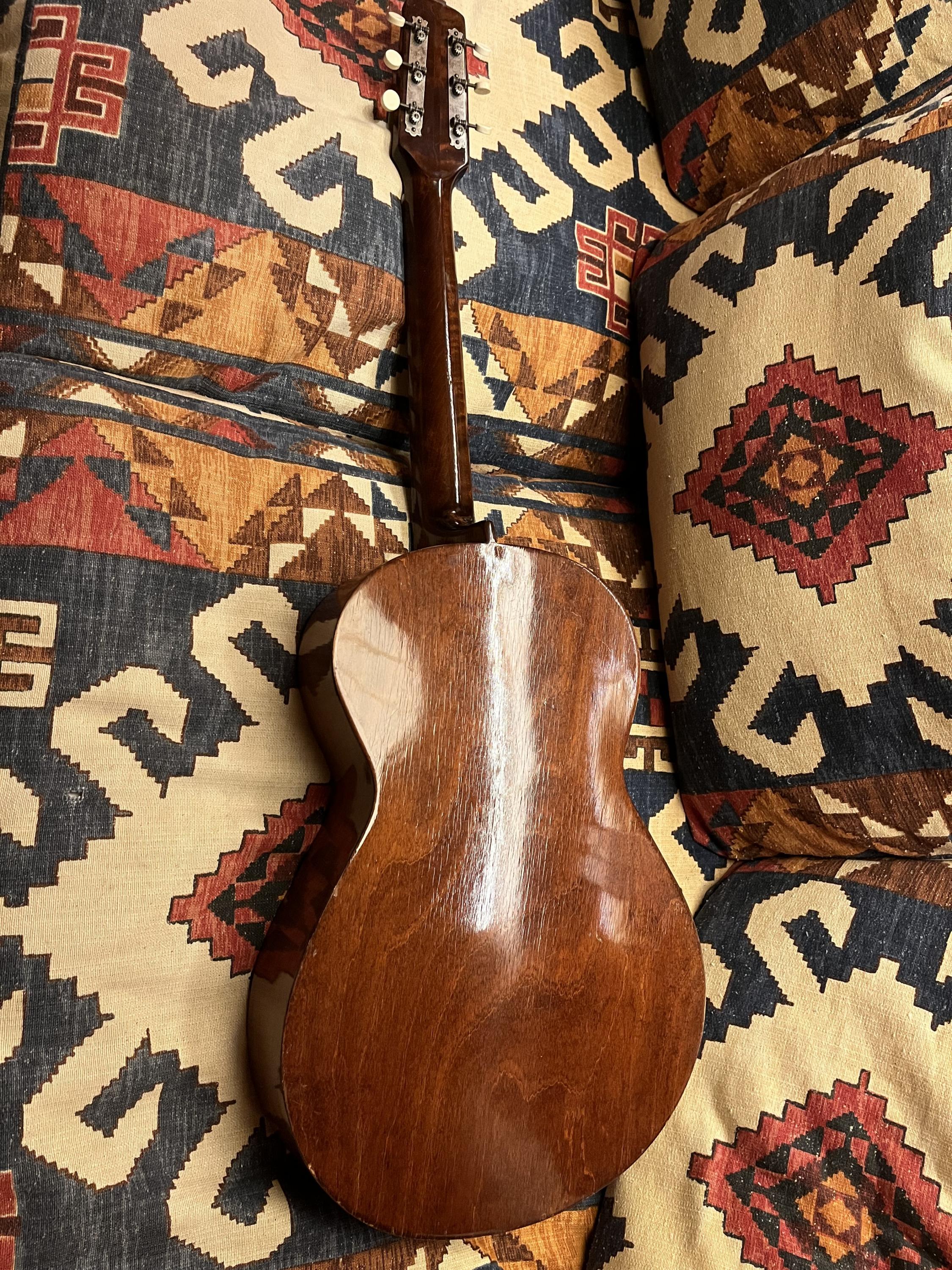 Repair a Framus nylon guitar-w/video-guit-4-jpg