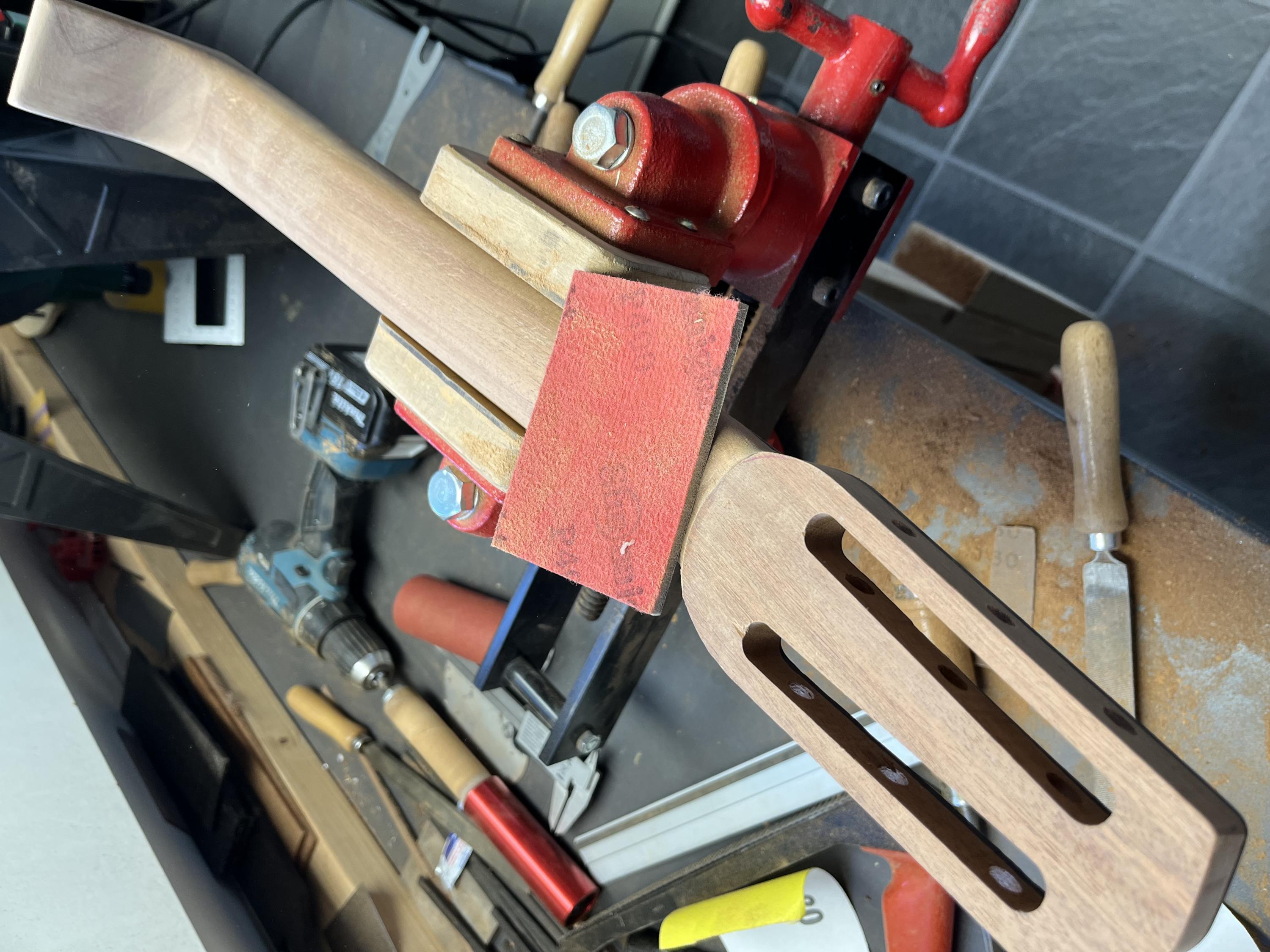 My gypsy guitar build-img_4329-jpg