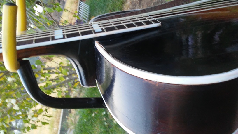 1938 Epi Broadway Neck Re-Set-bw382-jpg