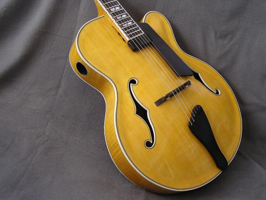 Carved archtop-p1010014-jpg