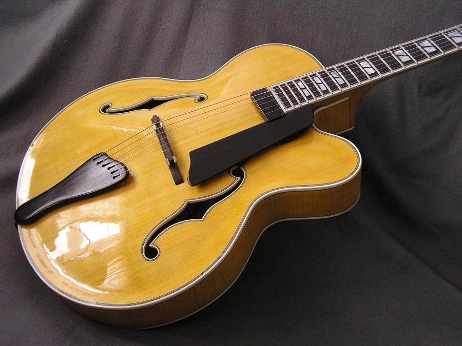 Carved archtop-p1010018-jpg