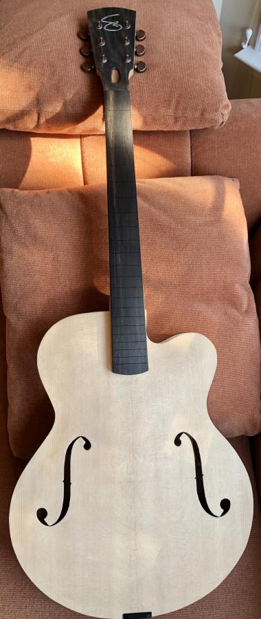 First-timer Archtop Build-6bb49b27-40d3-4e73-a912-3f211b234955_1_201_a-jpg