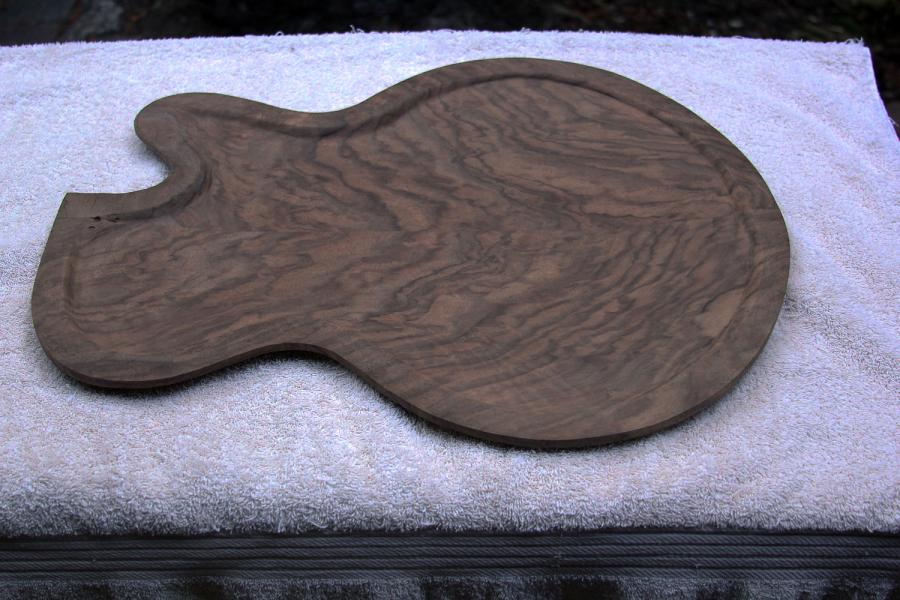 Built a Benedetto guitar from planks of wood-014_edited-1-jpg