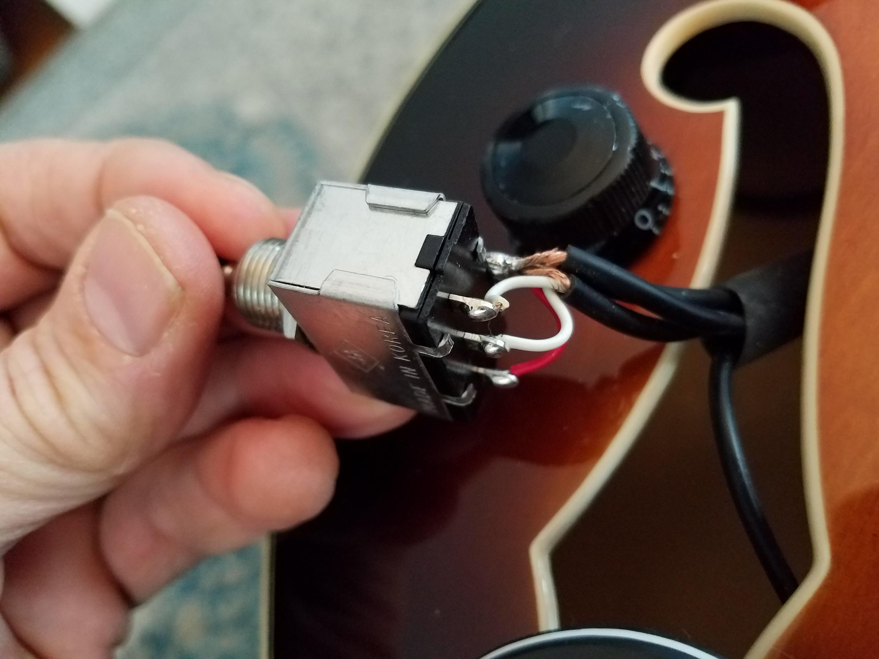 AF75 Neck Pickup Not Working-1613756804595424820865610111173-jpg