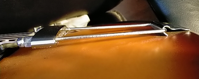 What's up with this trapeze tailpiece?-img_20220406_153913-jpg