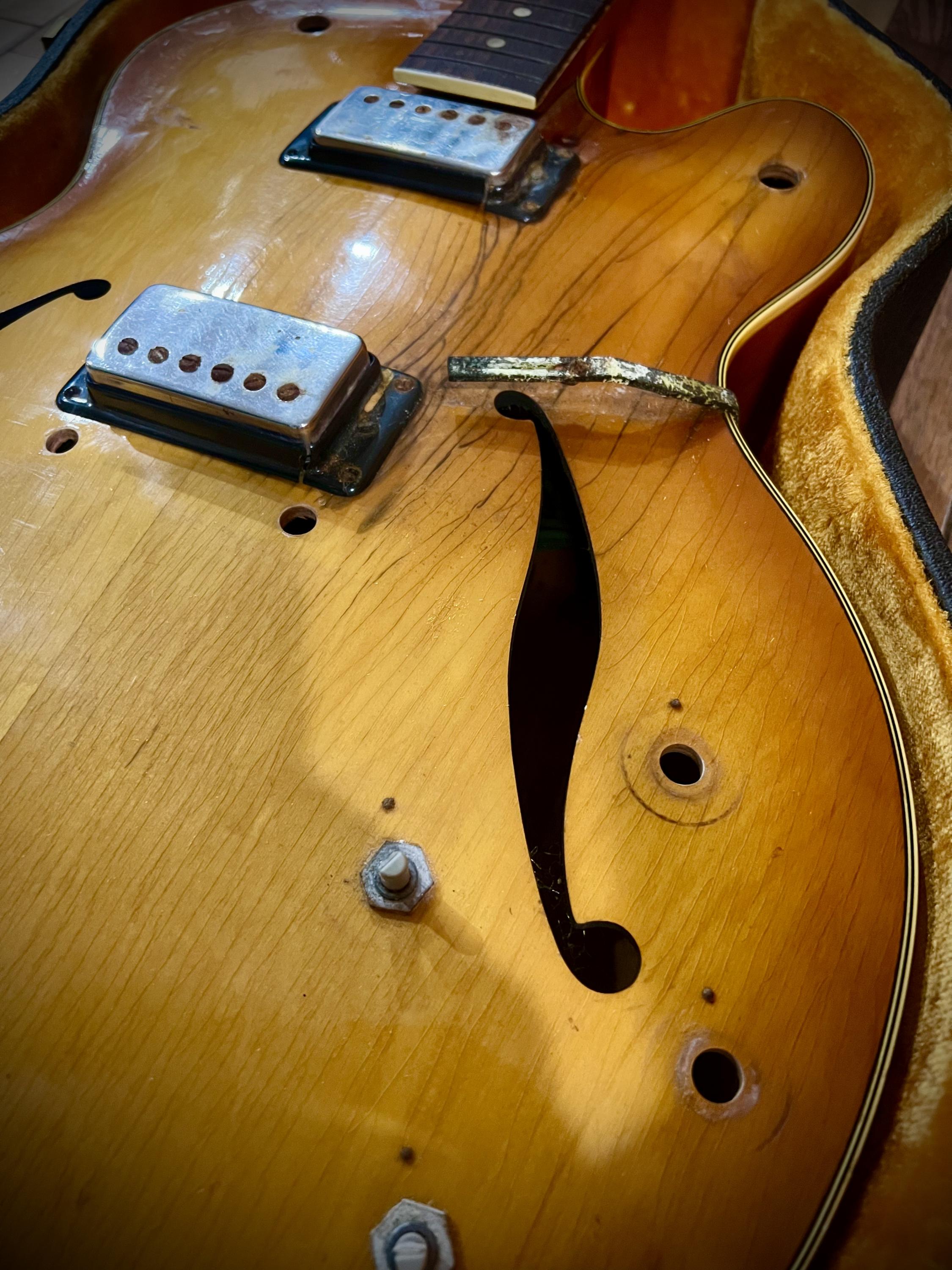 69&rsquo; Hagstrom Jimmy Resto-954ade63-e2ee-4099-8697-c3741361ed23-jpg