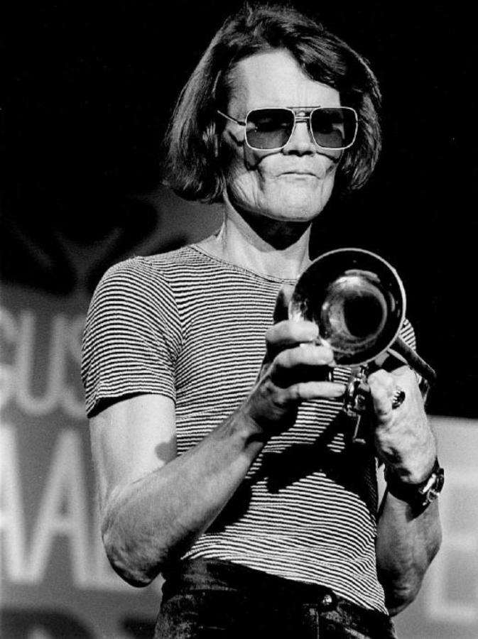 Jazz Fashion-chet2-jpg