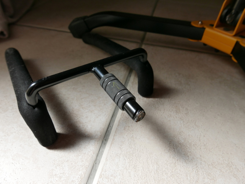 Herculean disaster - guitar stand fail.-p1000418-jpg