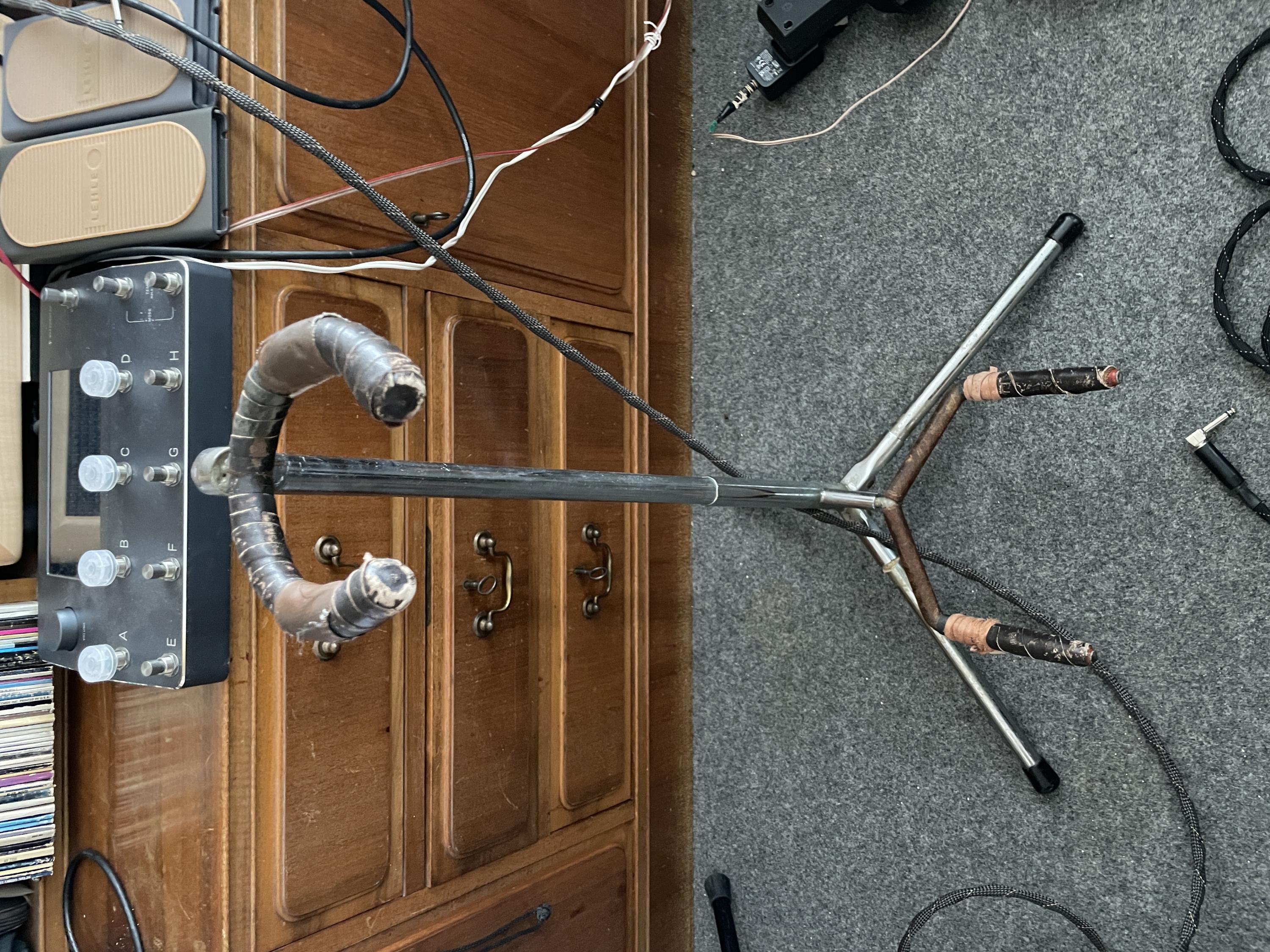 Herculean disaster - guitar stand fail.-img_6931-jpg