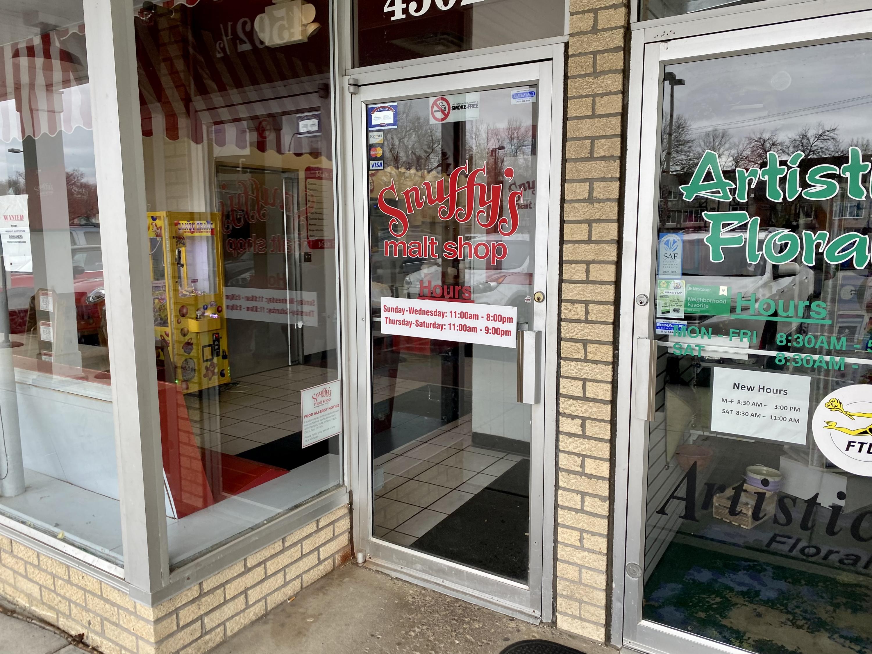 Guitar hunting in the Twin Cities-35f050e3-5c0c-4af4-8358-a0f7c17bb162-jpg