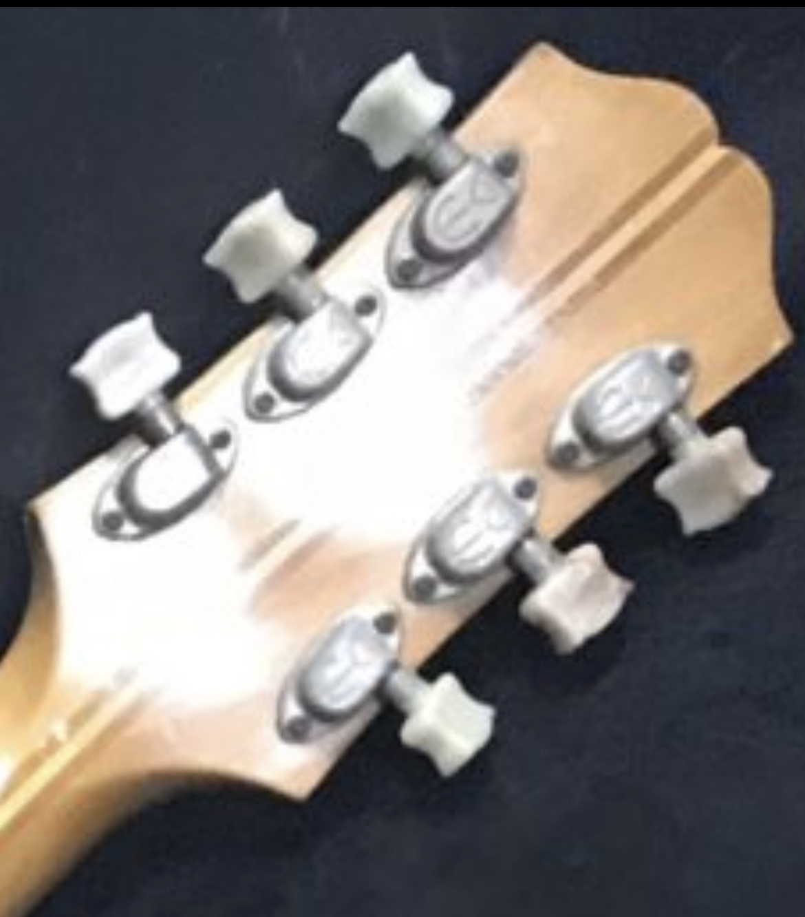1946 Epiphone Triumph replacement tuners?-d8db468e-b3a1-43e8-aad2-9dacf7573f3e-jpeg