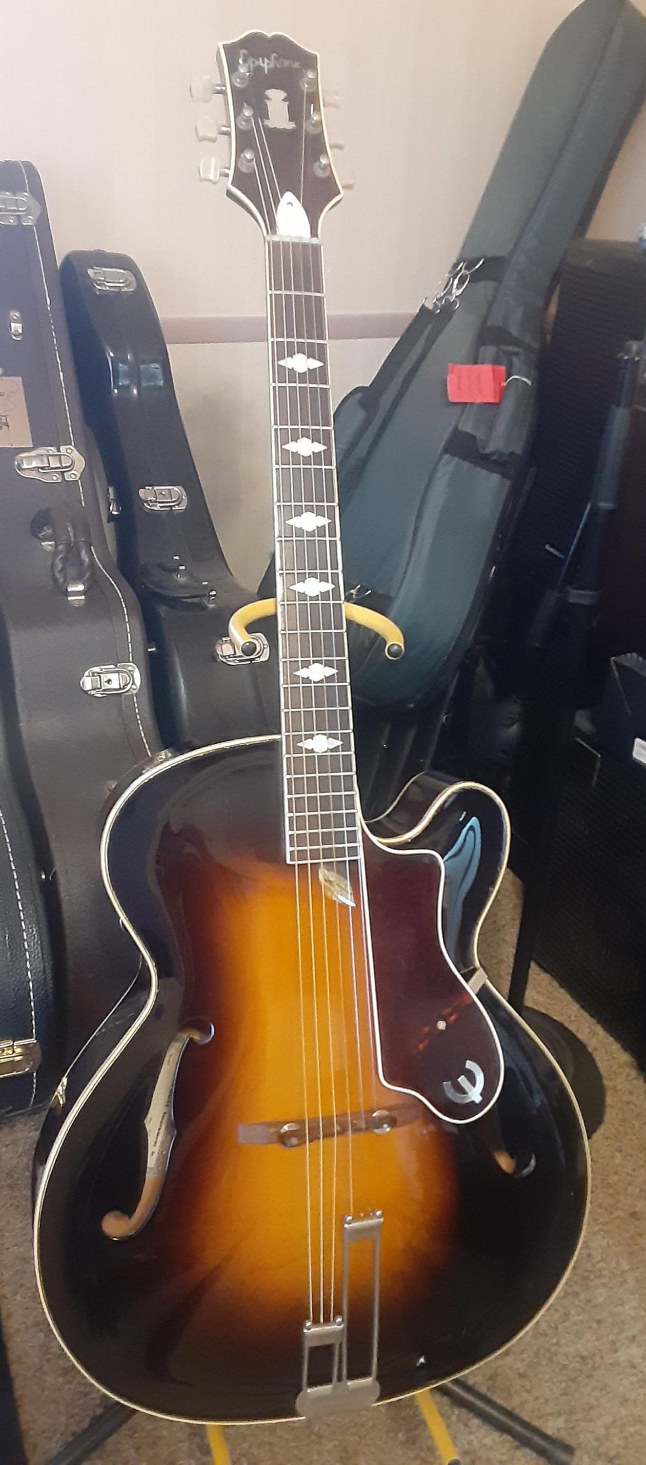 My Four Guitars-53-epi-jpg