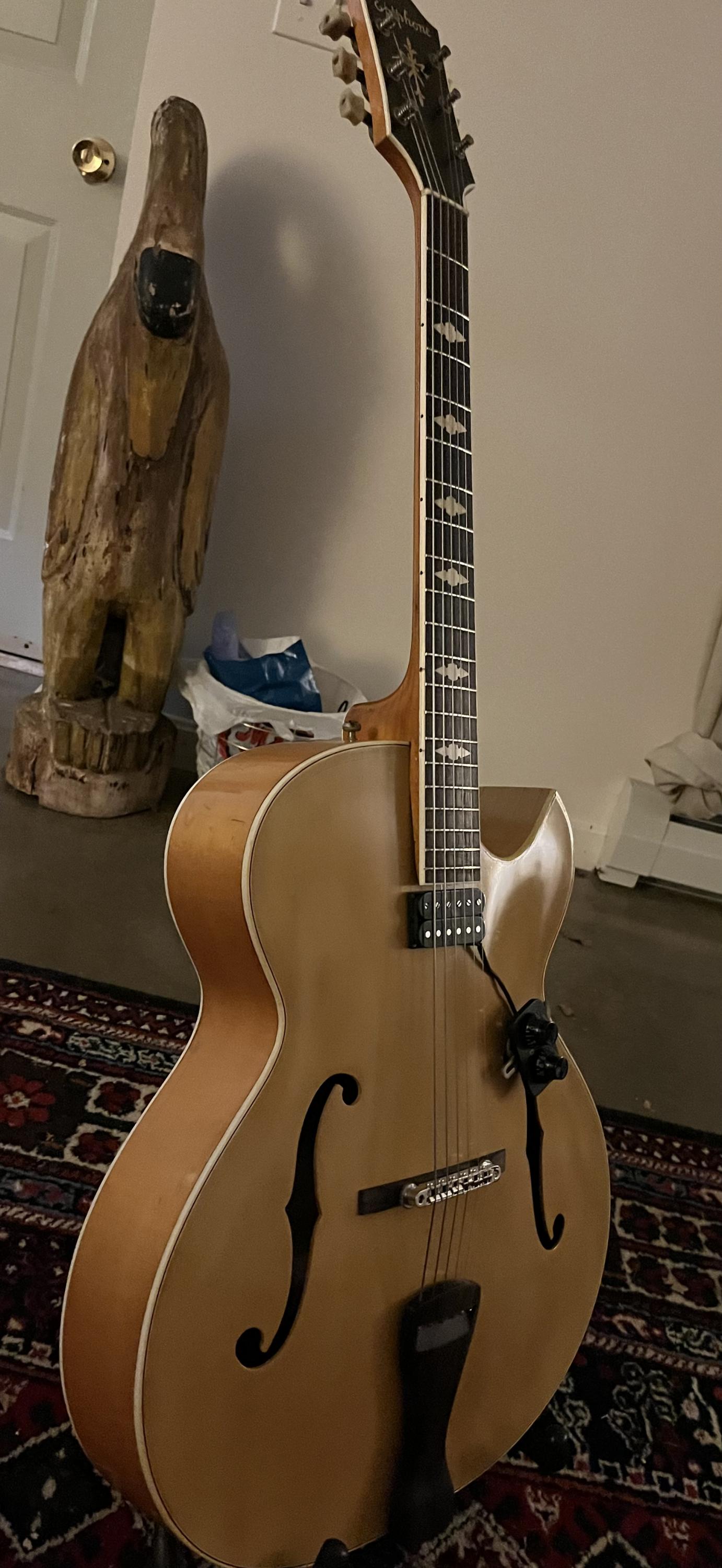 Acoustic Archtop Tone-8d093452-e5cf-4f23-b417-ff567b531713-jpg