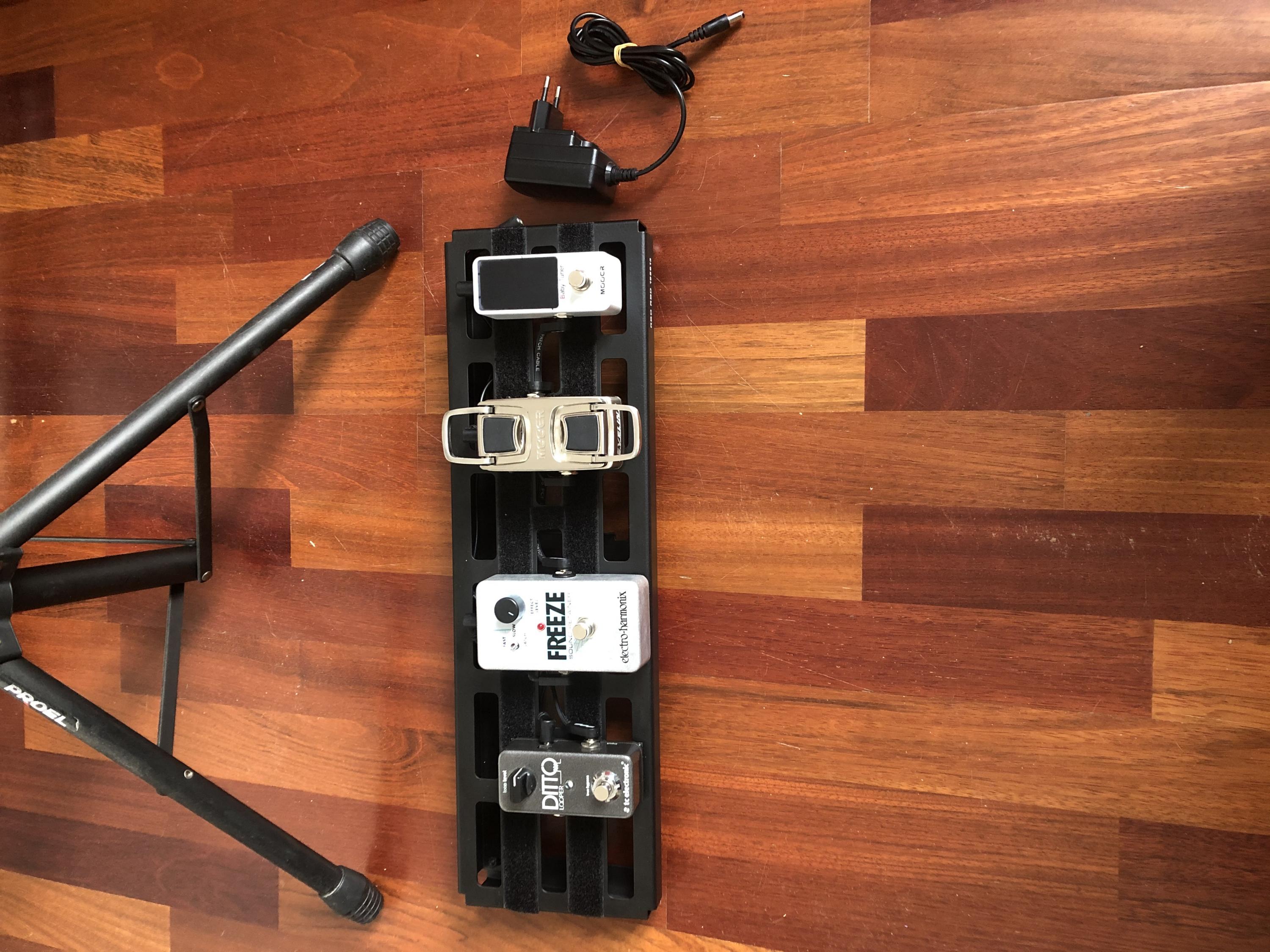 Minimal Pedal Board-jazz-pedalboard-jpg