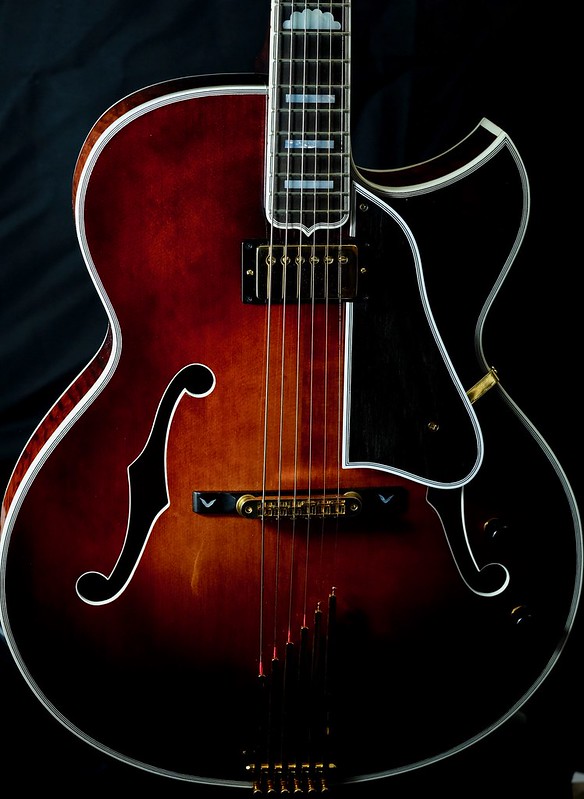Gibson Legrand vs Heritage Golden Eagle-52602810992_dc3e008ef1_c-jpg