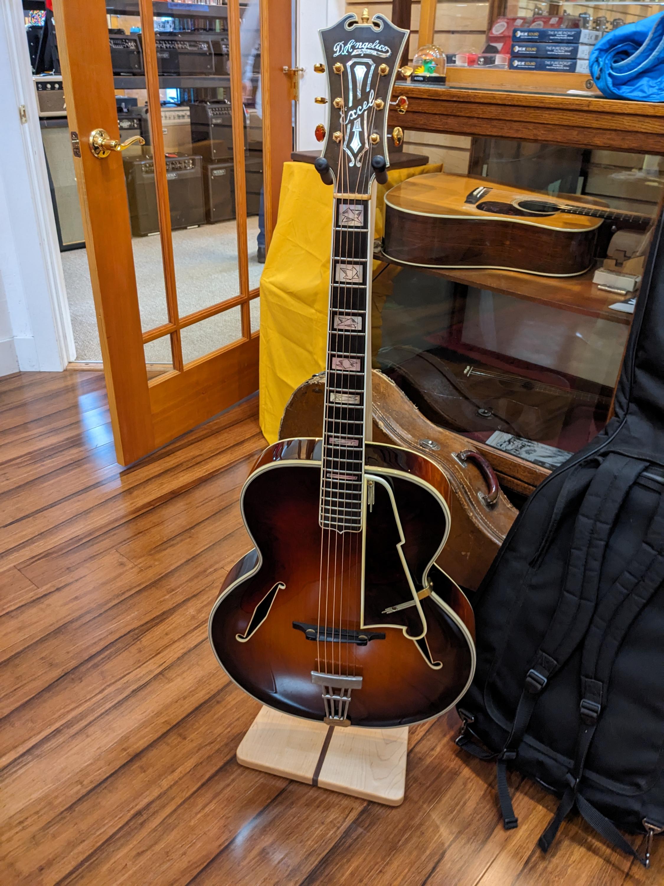 1936 D'Angelico Archtop-pxl_20231202_185620125-jpg