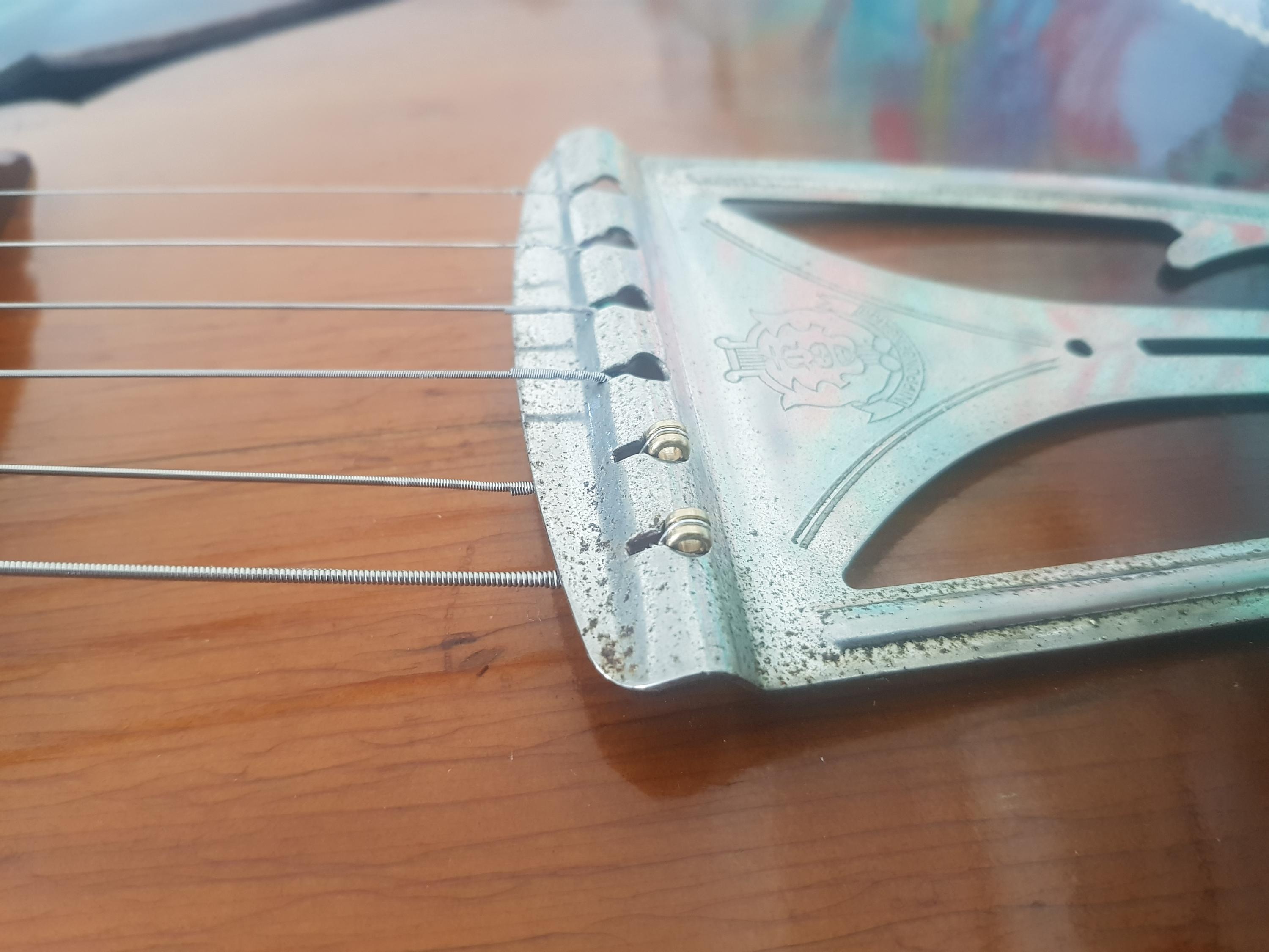 How should I thread a string through this tailpiece?-20231126_190106-jpg
