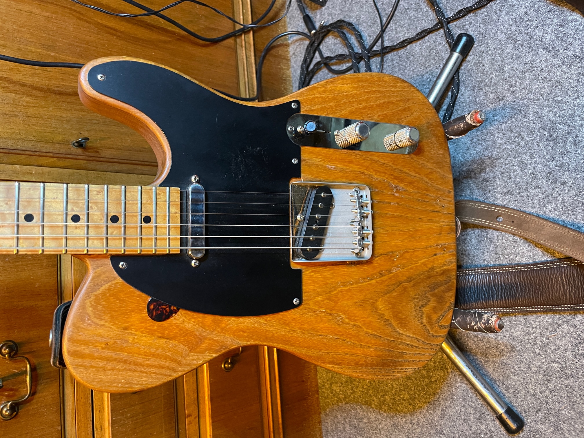 Telecaster - 3 vs 6 saddle bridges for jazz-img_5814-jpg