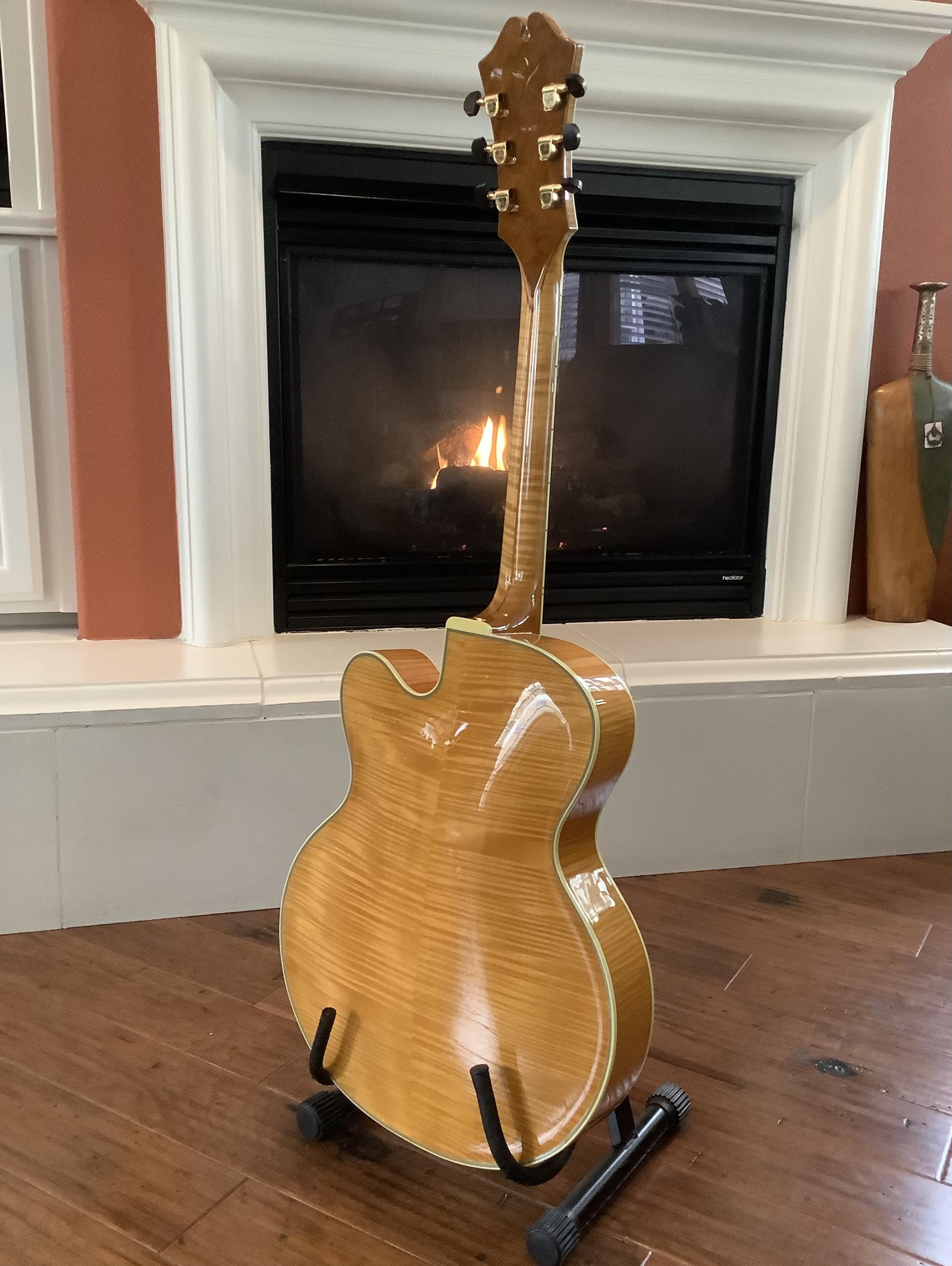 New Guitar Day - &lsquo;90 Benedetto Cremona-img_0738-jpg