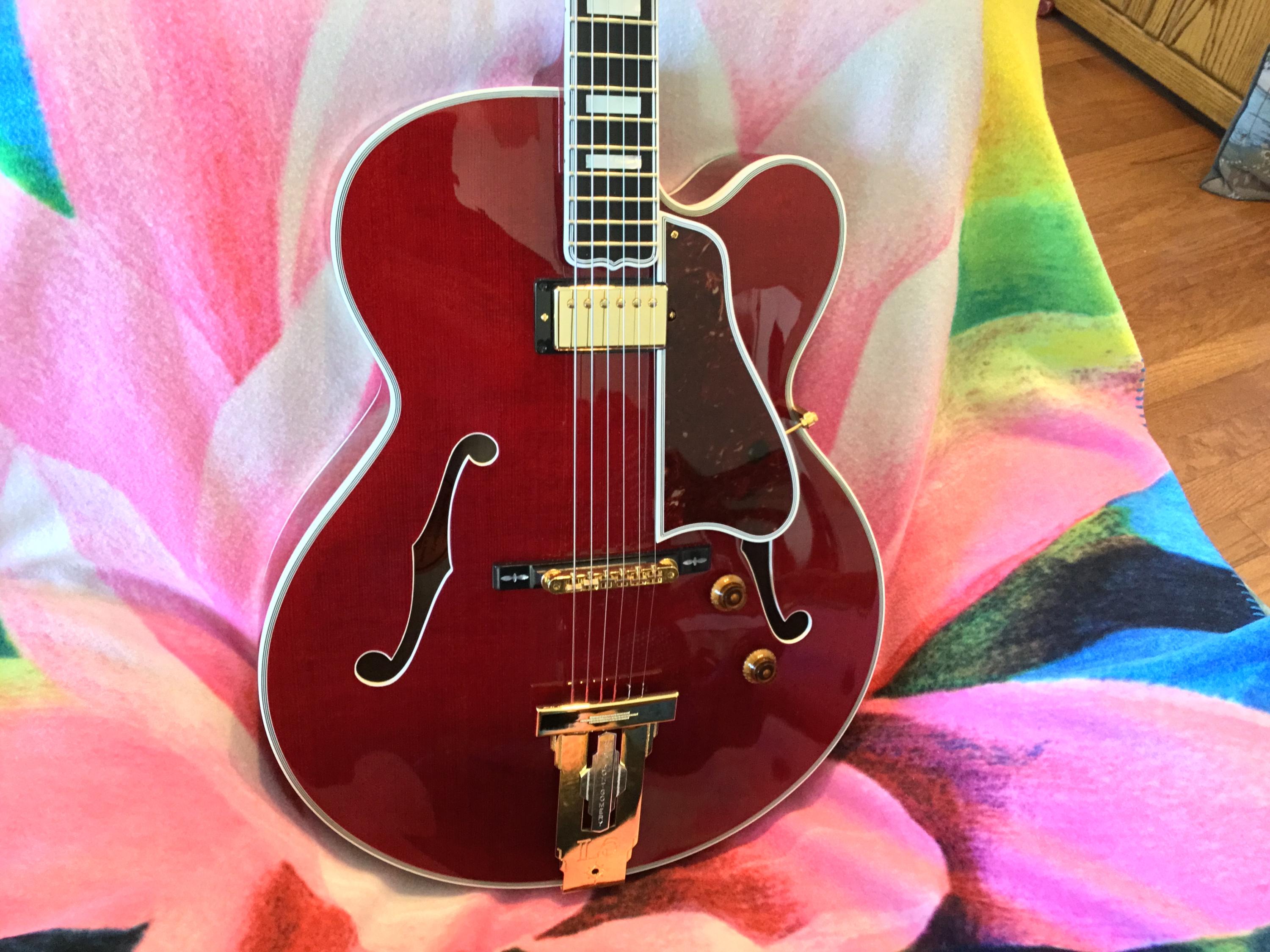 Is there any difference between the gibson l5 James W. "Hutch" Hutchens signed and th-img_0196-jpg