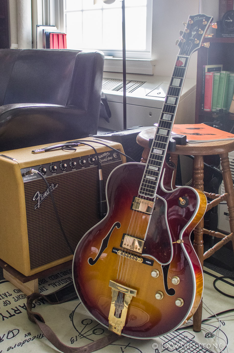 Is there any difference between the gibson l5 James W. "Hutch" Hutchens signed and th-l5-prri-jpg