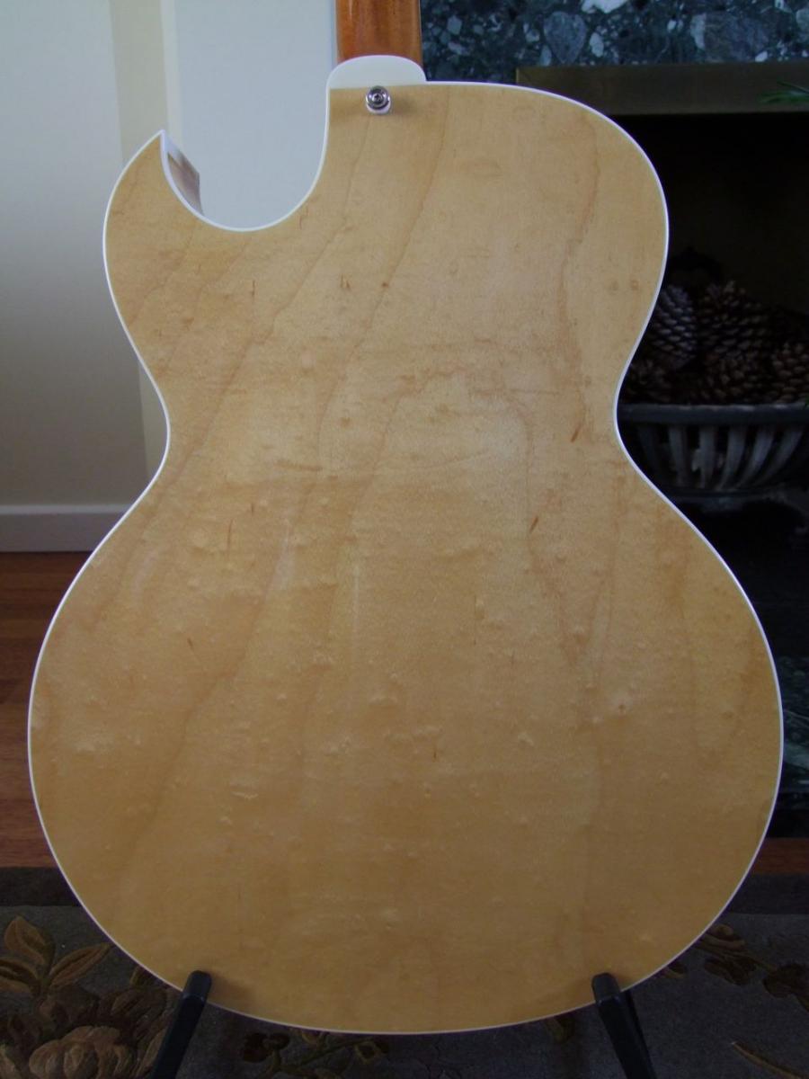 A Fine Collection Of Beautiful Archtops (Get Your Hand Cream Ready :-)))-dscf3068-jpg-jpg