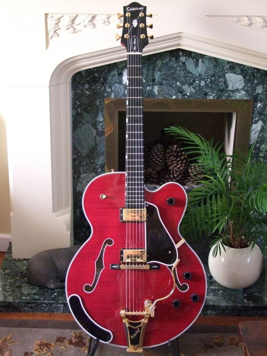 A Fine Collection Of Beautiful Archtops (Get Your Hand Cream Ready :-)))-dscf2729-jpg