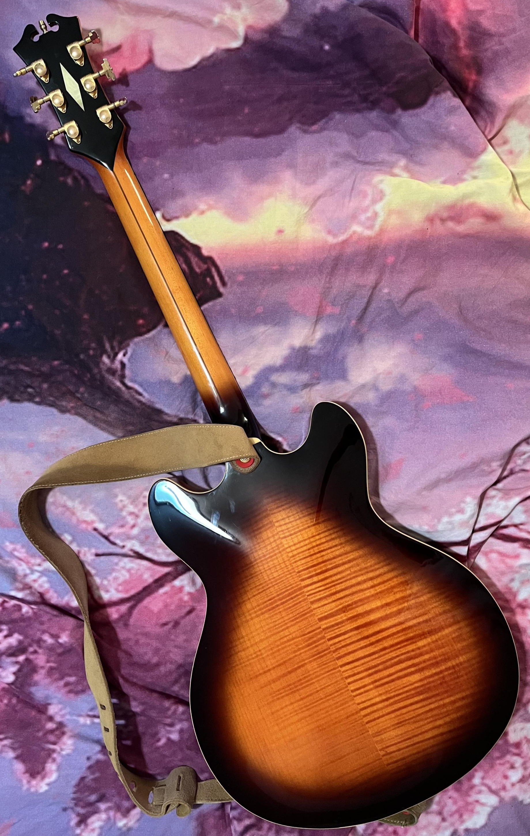 ES-335 style guitar love thread, no telecasters allowed