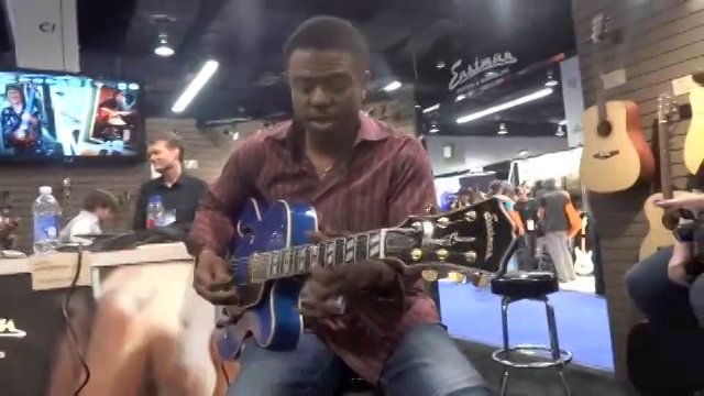 Eastman AR580CE-HB-guitar-norman-brown-blue-jpg