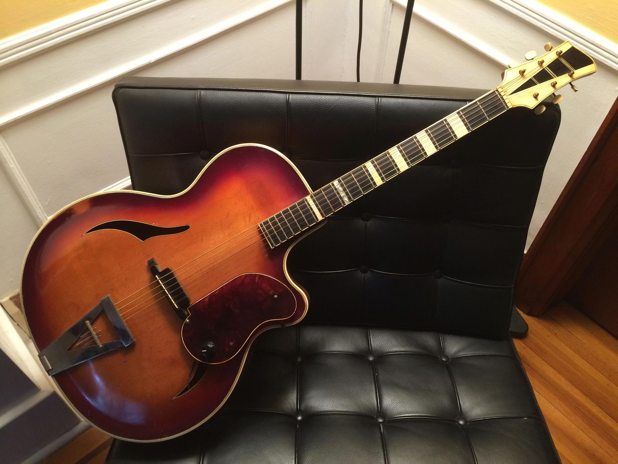 Vintage German archtop with a wide nut-lang-1-jpg