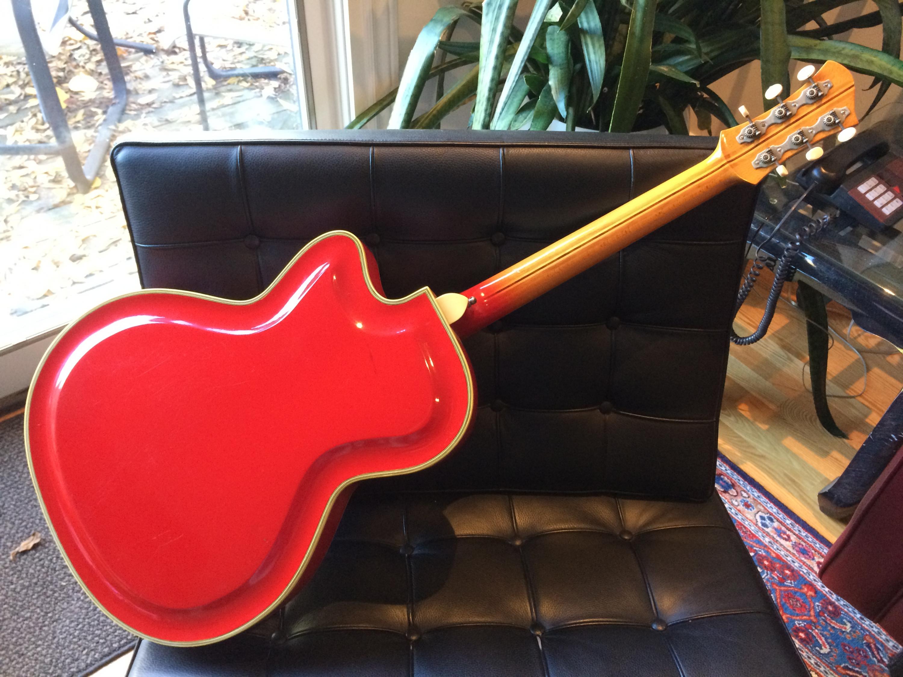 Vintage German archtop with a wide nut-img_0139-jpg
