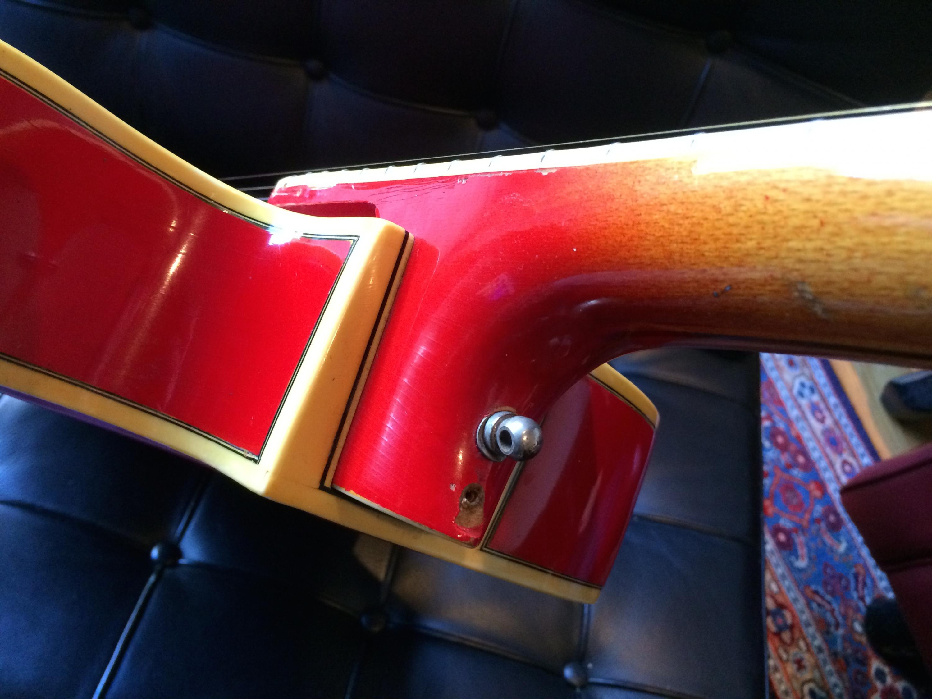 Vintage German archtop with a wide nut-img_0141-jpg