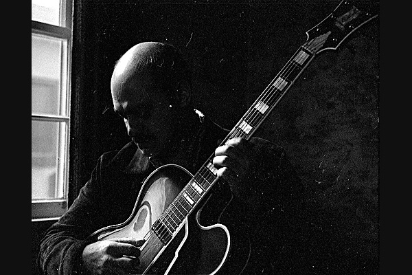 Did Joe Pass NOT care much for his Ibanez JP20??-joe25-jpg