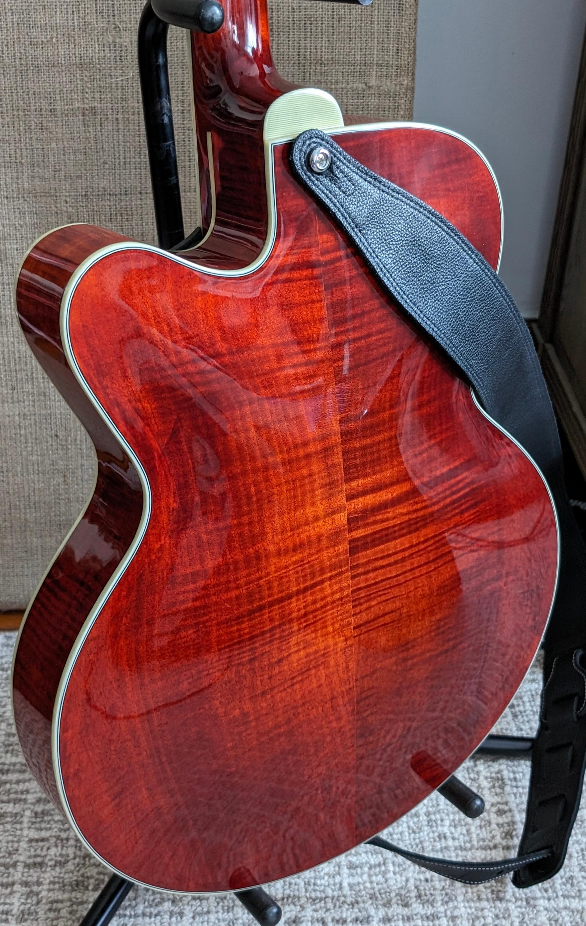 Eastman AR503CE NOS-pxl_20240529_1103199562-jpg