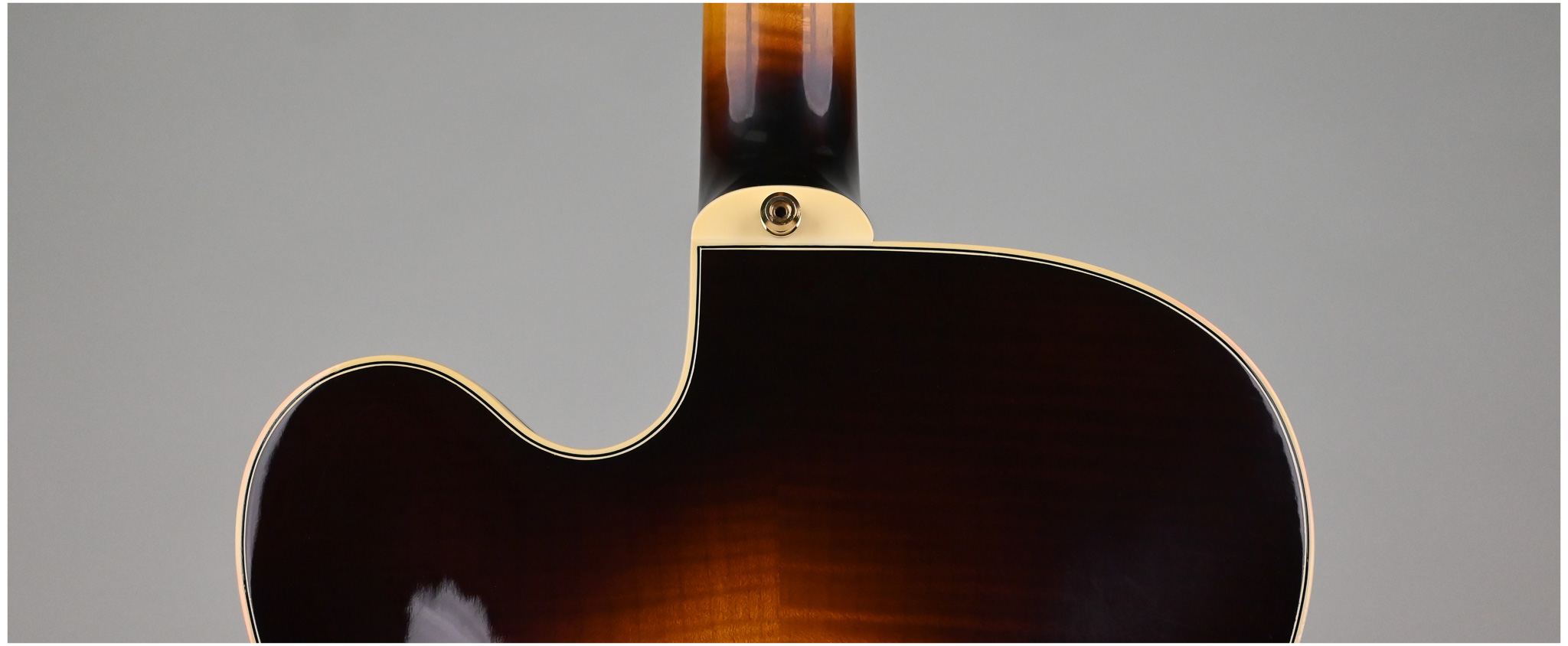 A 2000 Gibson Byrdland (Brydland)-gibson-byrdland-10-18-jpg