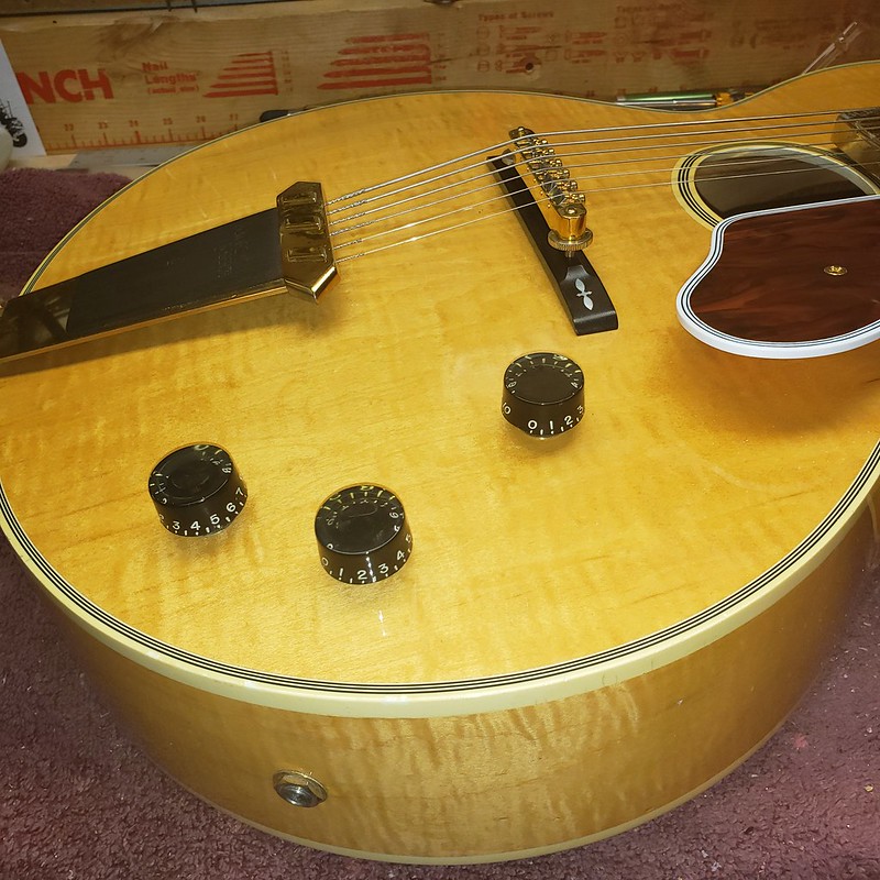 1968 Epi Howard Roberts Standard-50706174717_f6daecce87_c-jpg