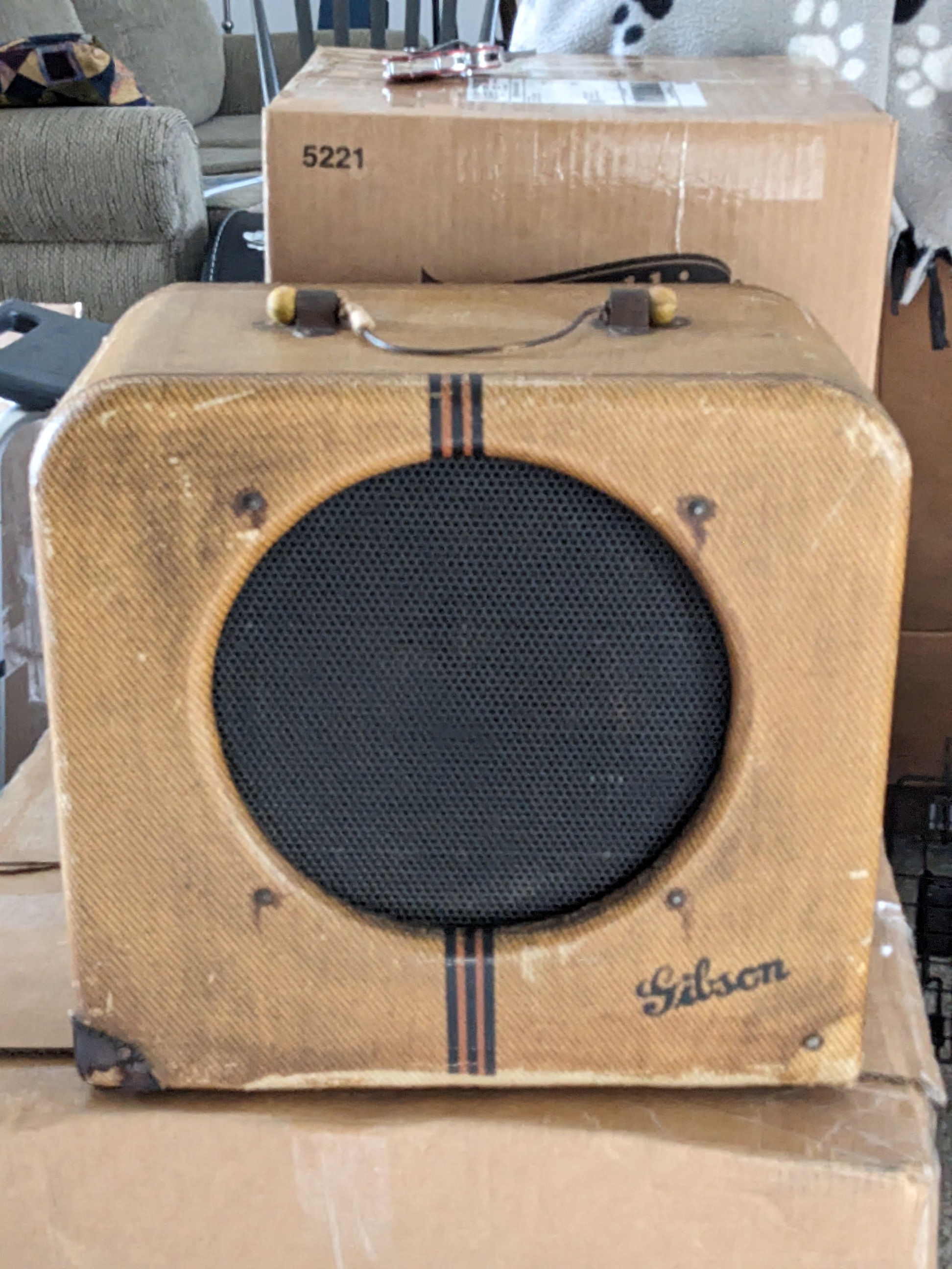 Gibson EH-150 square/round corner cab speaker questions-pxl_20240810_212432046-jpg