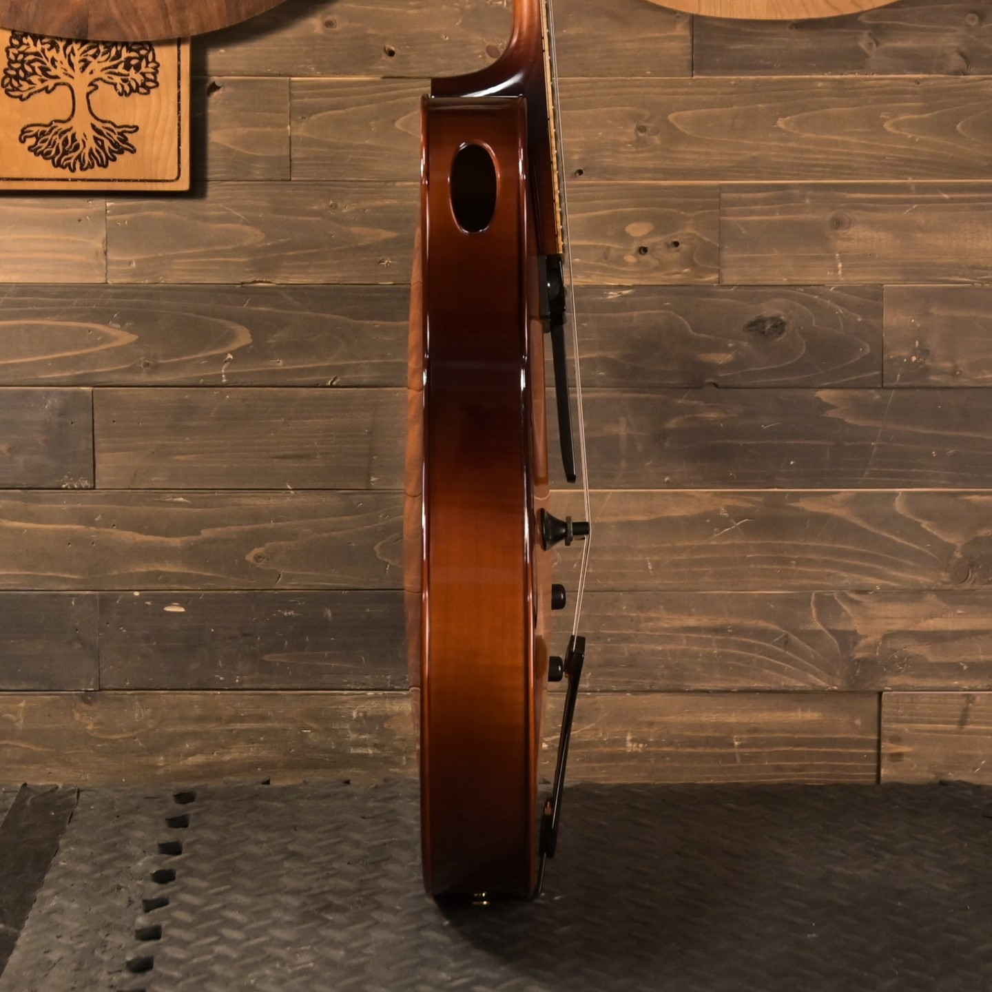 Rancourt Guitars build-rancourt-porthole-png