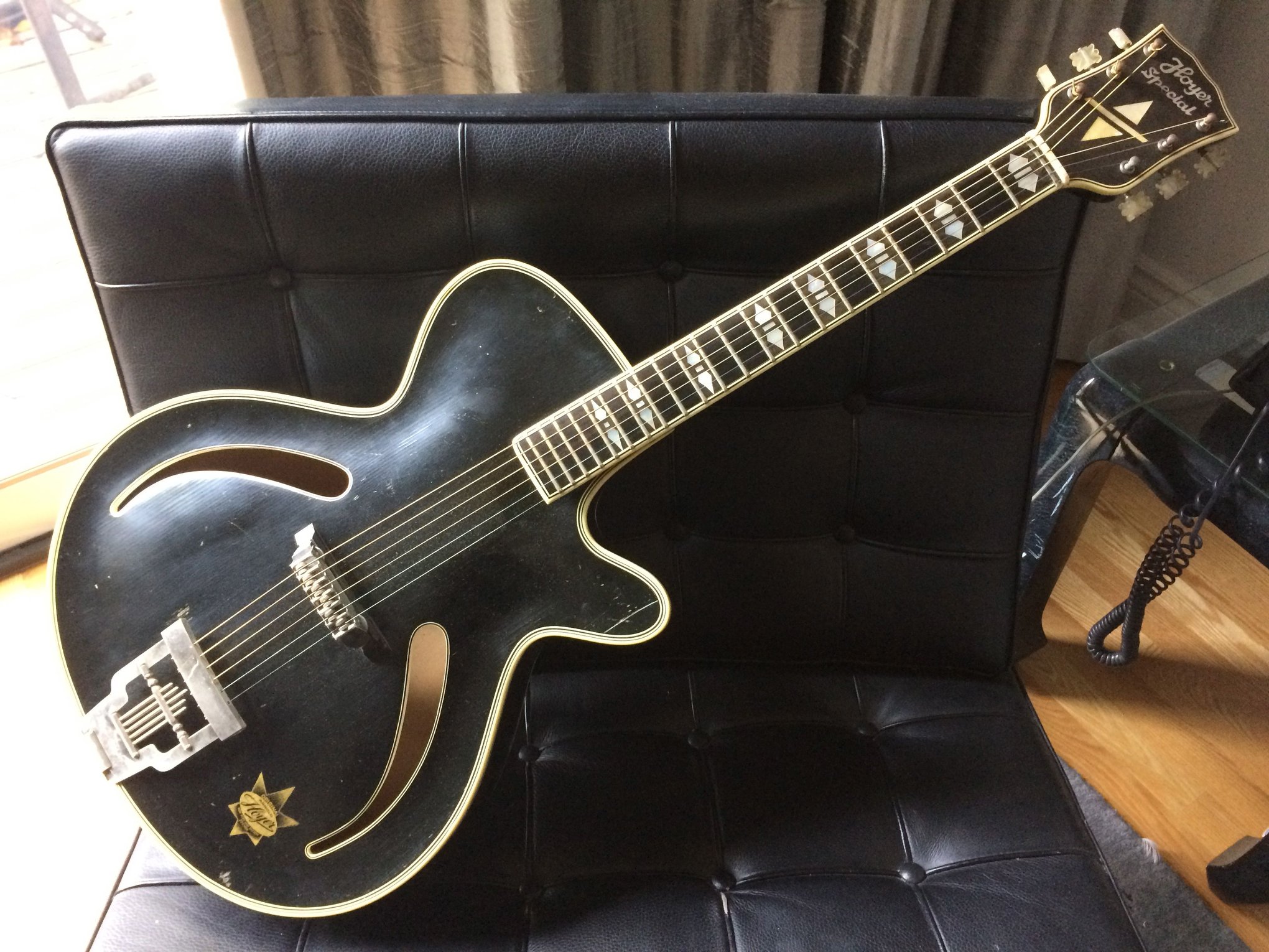 Show Me Your Black Archtop-hoyer-special-mini-jpg