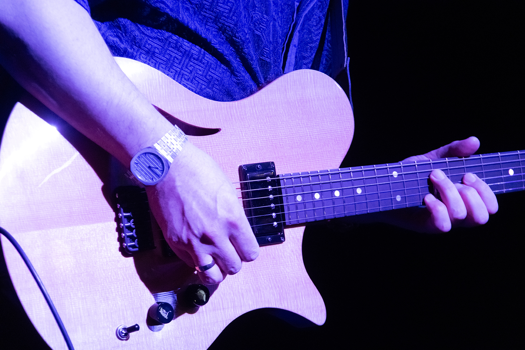 Kurt Rosenwinkel with one of the new Soloway guitars-462742797_964898735677218_2782646495949200432_n-jpg