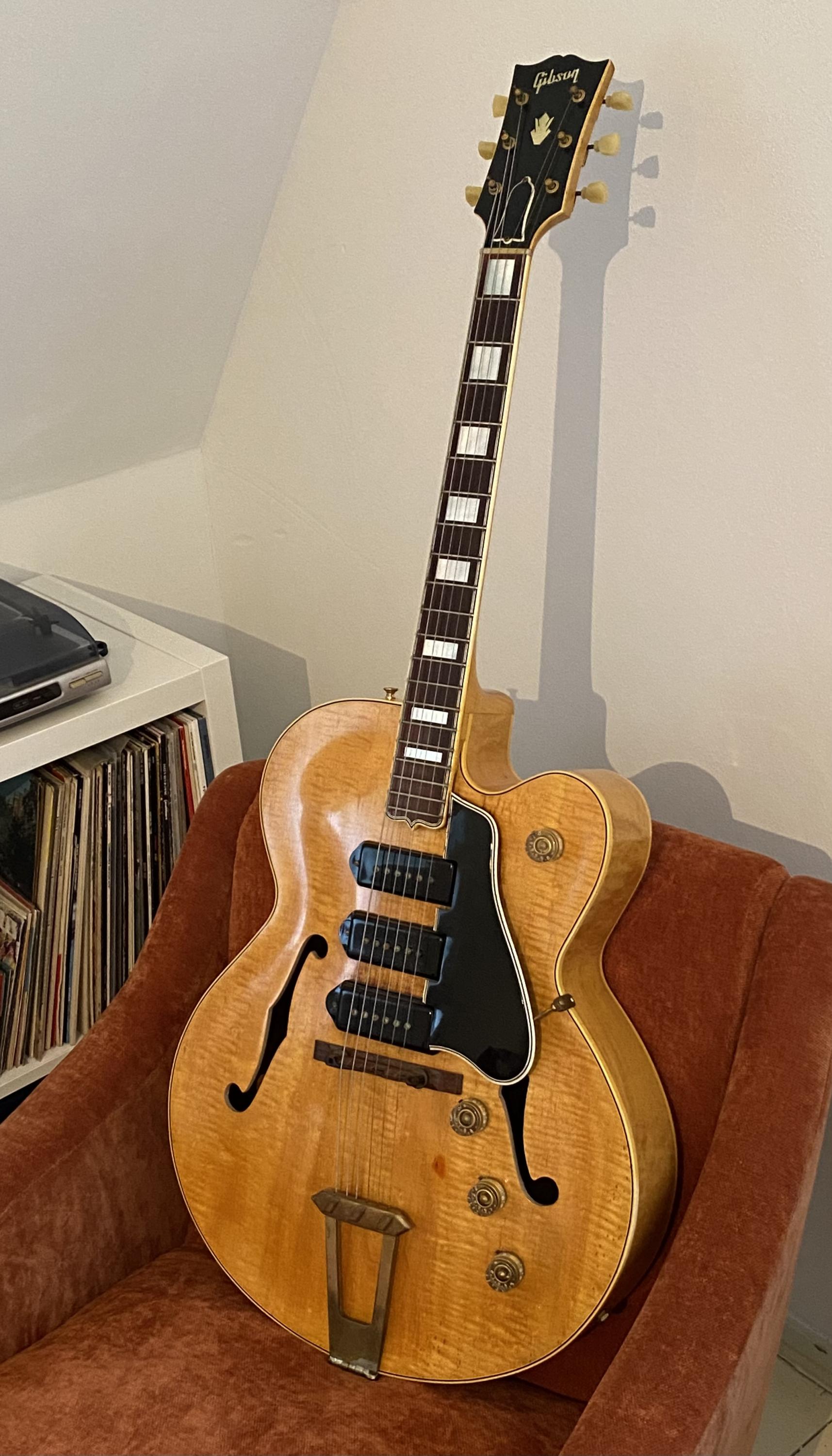 My 1949 Gibson ES-5N...a nice little (hi)story!-img_6337-jpg