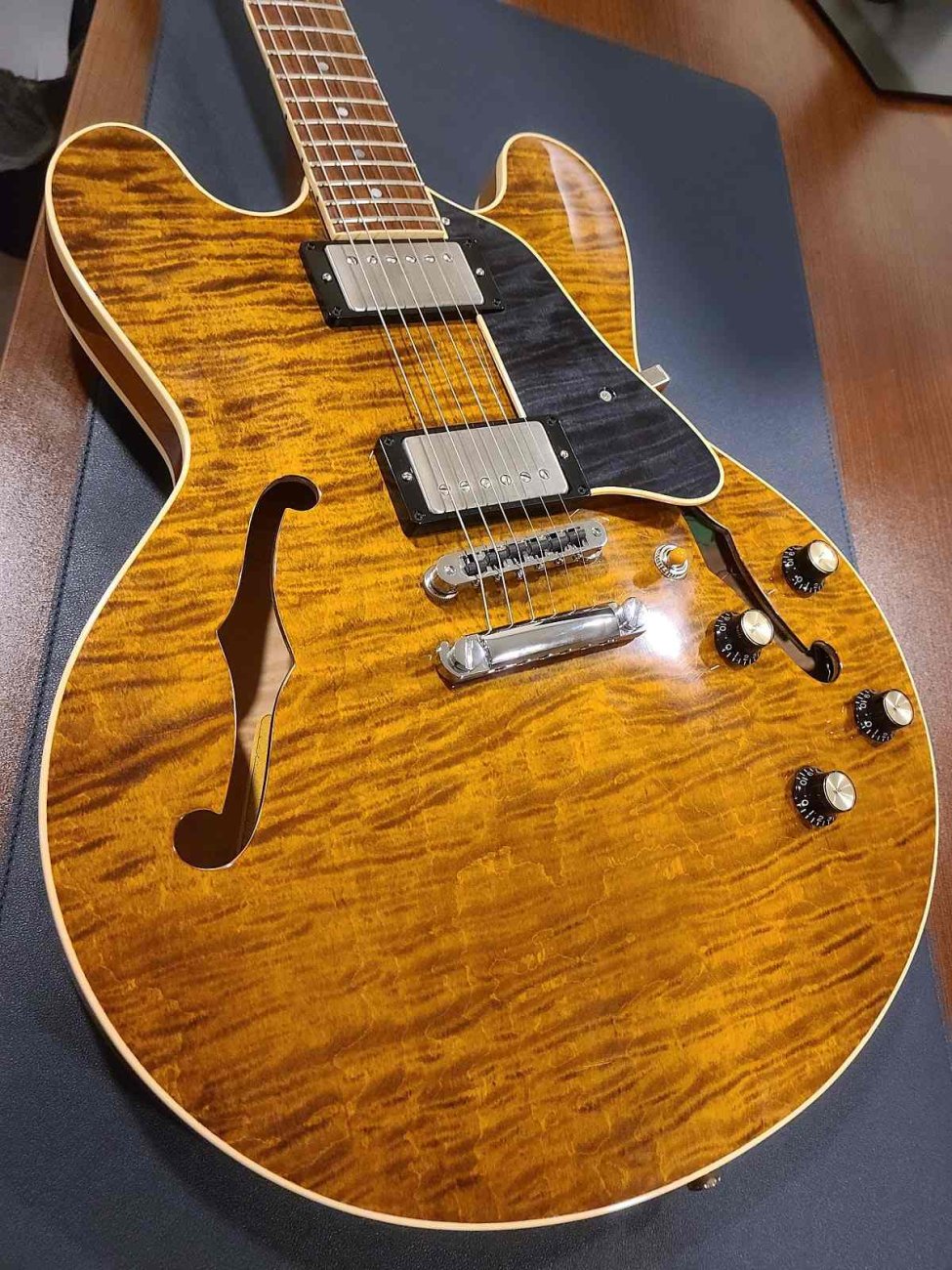 Talk me out of buying a Gibson ES-335-rev1r-jpg