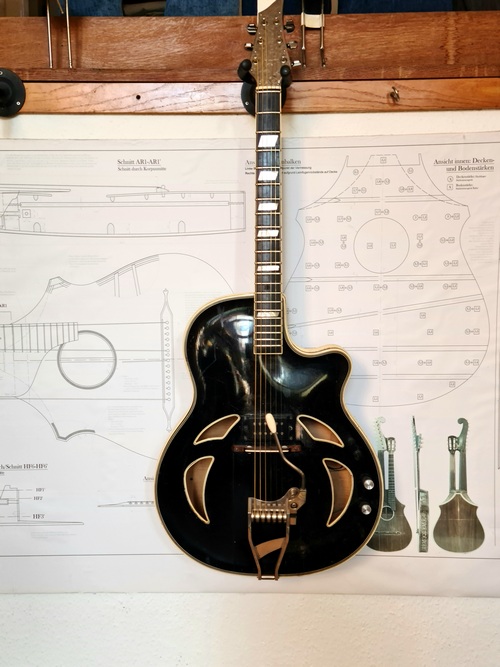Artur Lang Archtop-5d684801-2f37-473a-8903-b749c6b13d41-jpeg