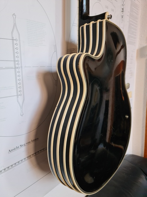 Artur Lang Archtop-307cb390-fb04-4b86-84f2-2c8ba4021a4a-jpeg