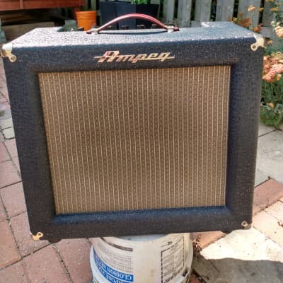 Affordable, Practical, Vintage Tube Amp-ampeg-m-12-jpg