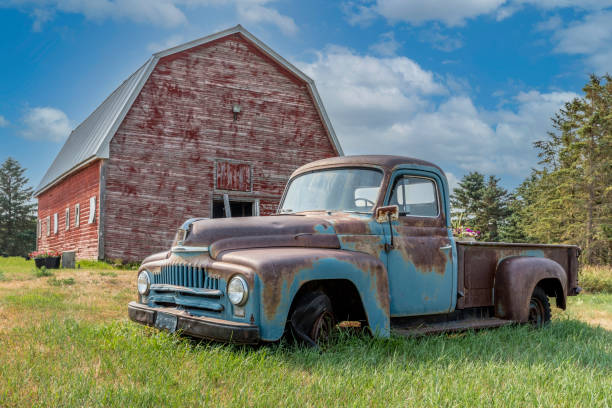 Will archtops ever see a resurgence in popularity?-istockphoto-1336610107-612x612-jpg