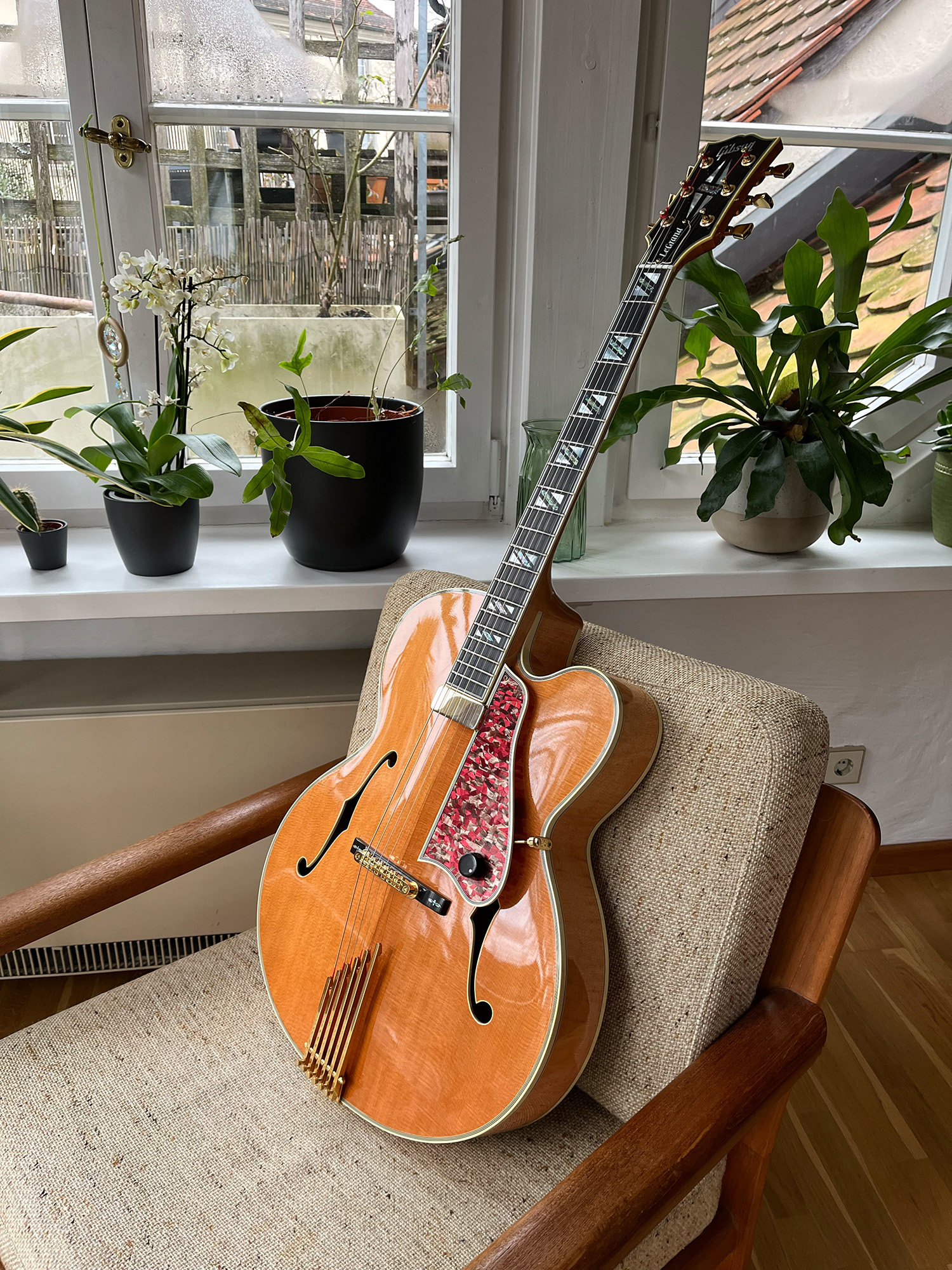 The best LOOKING guitar you own......-img_2105-jpg